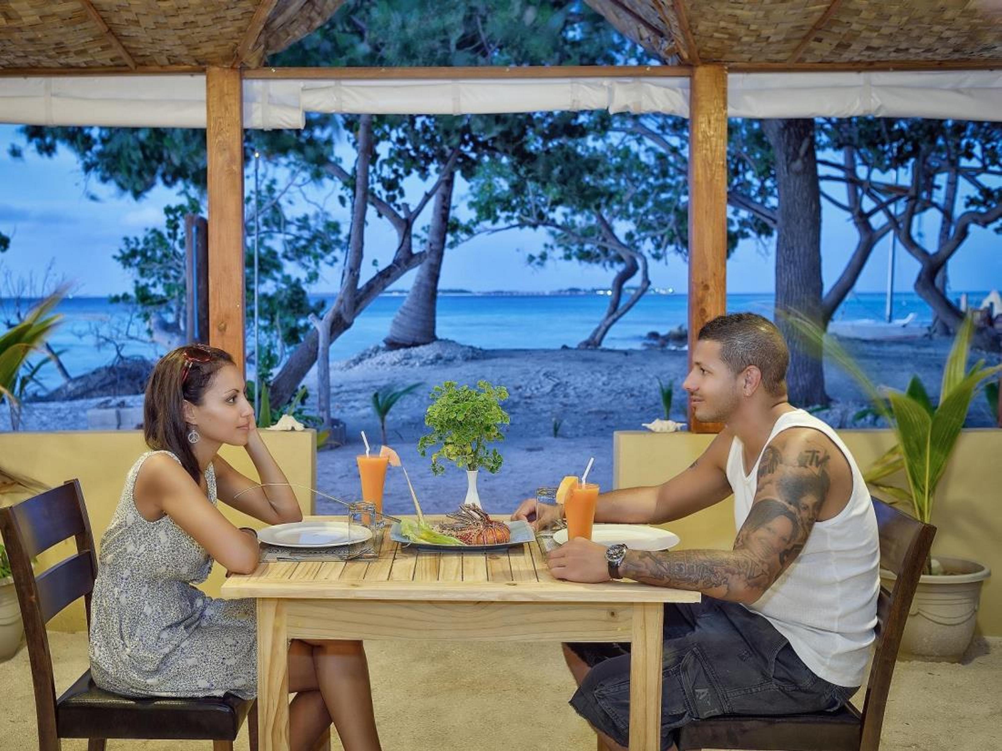 Whiteshell Island Hotel & Spa Maafushi Dış mekan fotoğraf