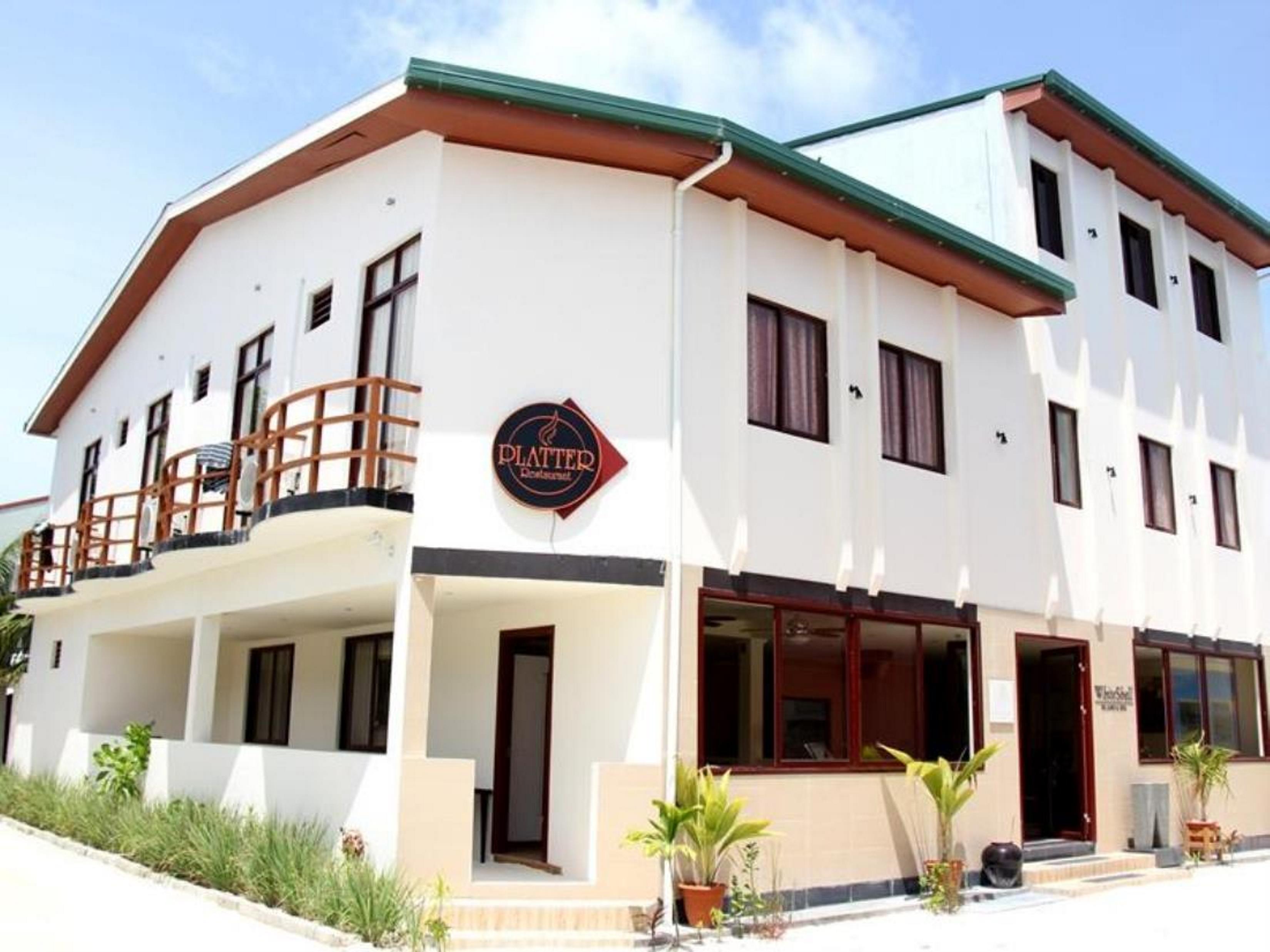 Whiteshell Island Hotel & Spa Maafushi Dış mekan fotoğraf