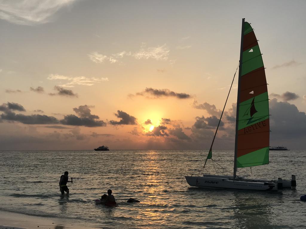 Whiteshell Island Hotel & Spa Maafushi Dış mekan fotoğraf